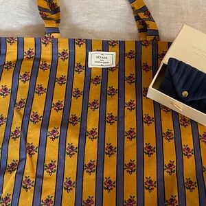 Sezane MDLO Tote & Gift Set